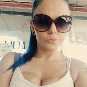 Meet your Posher, Tina